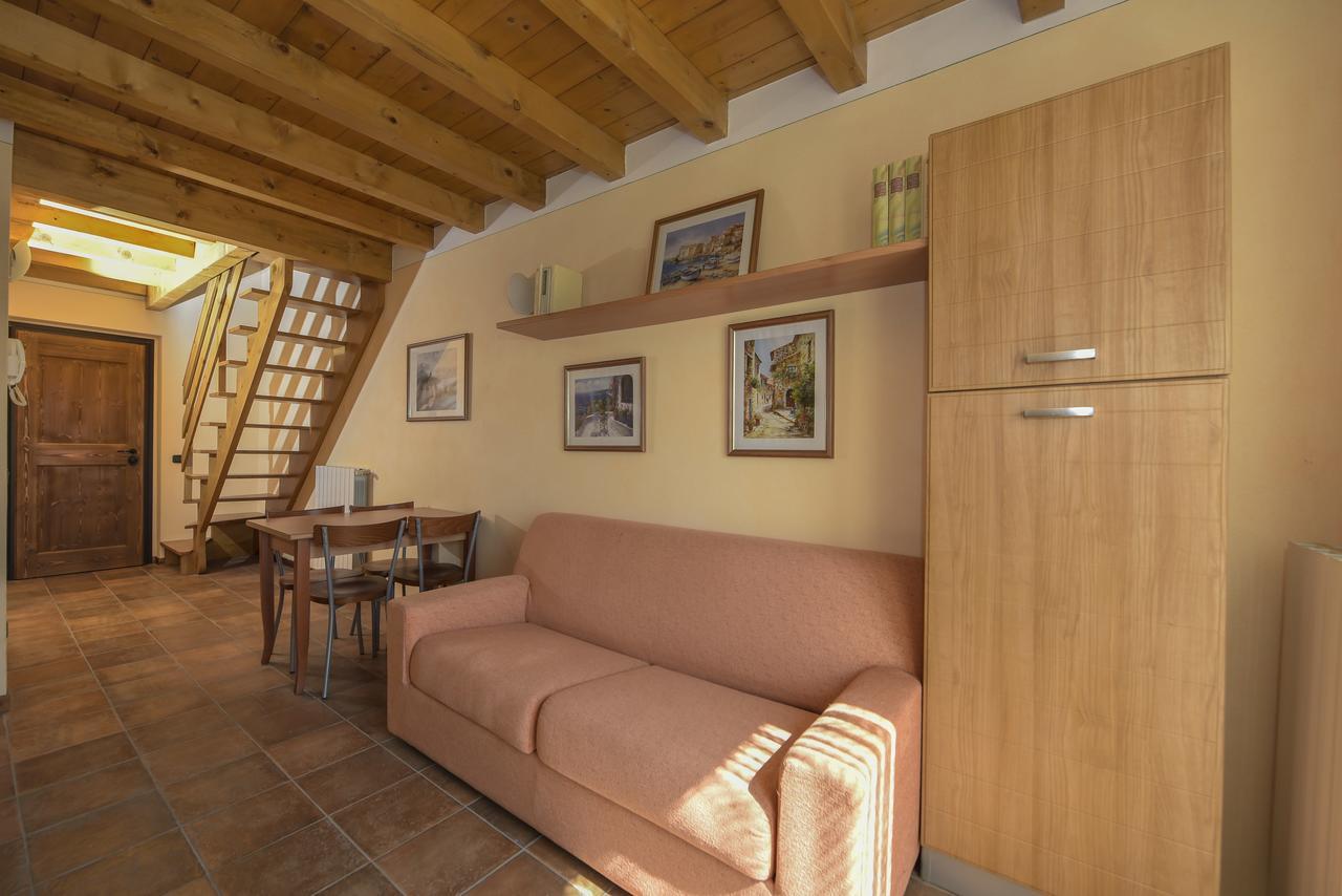 فيلا Residenza Borgo Antico باراتِكو المظهر الخارجي الصورة