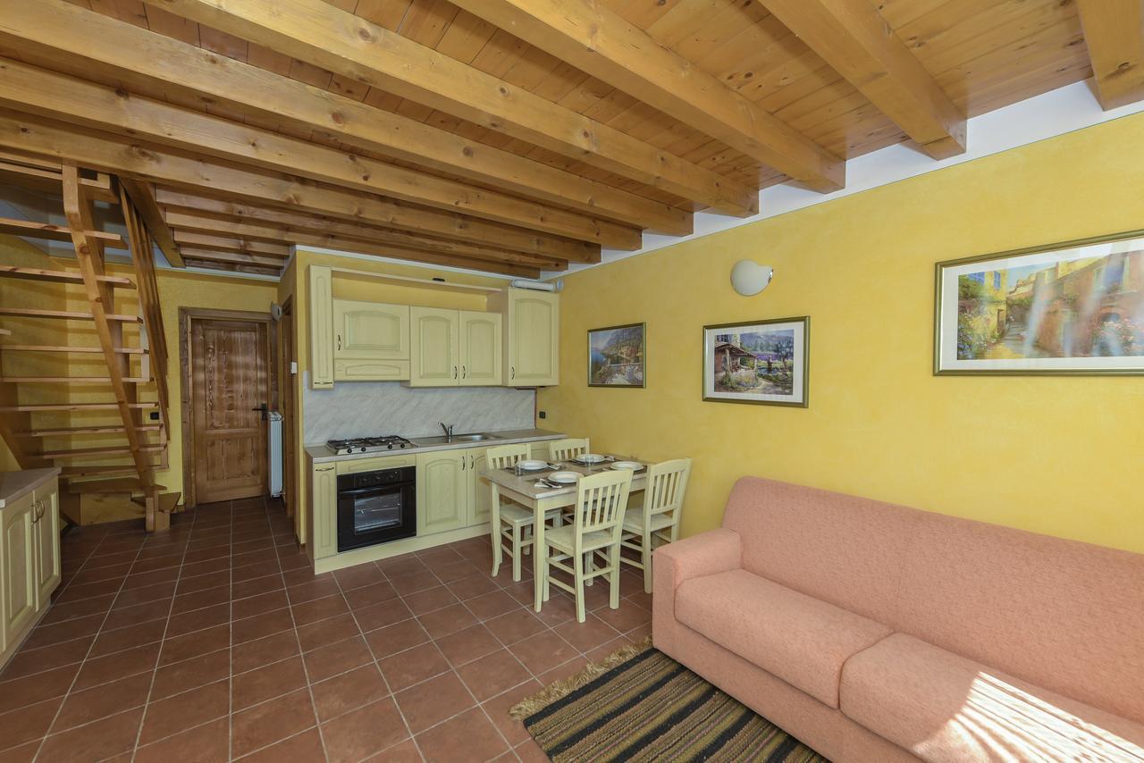 فيلا Residenza Borgo Antico باراتِكو المظهر الخارجي الصورة